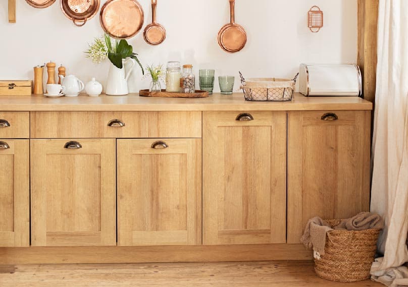 How to choose a kitchen crockery unit for my kitchen