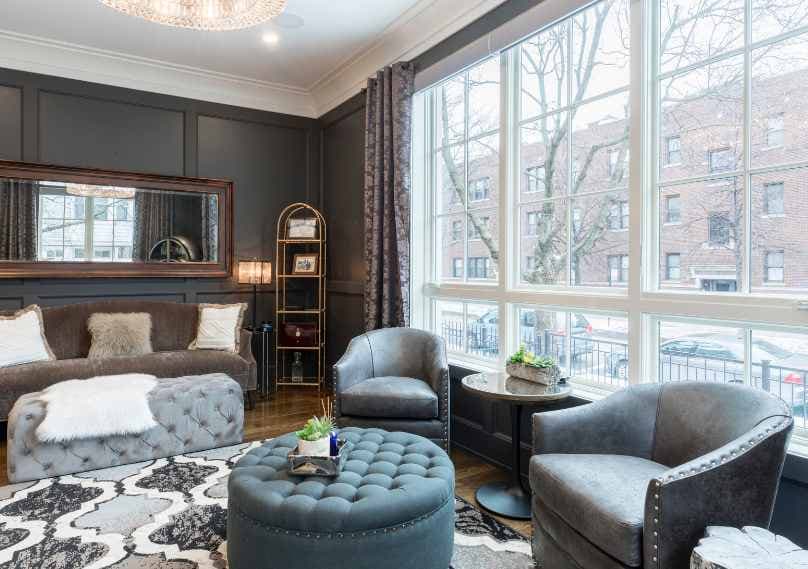 Step Inside Luxury: A Tour of Homes That Define Opulence!