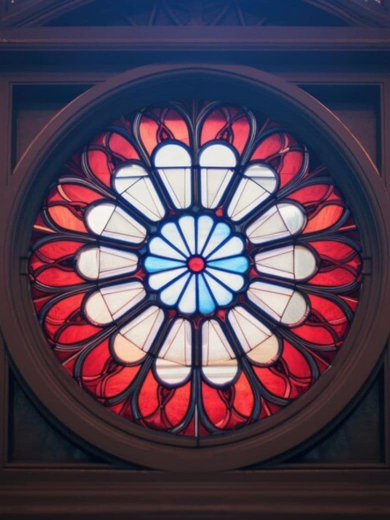 6 Beautiful Glass Painting Ideas to Transform Your Home Decor