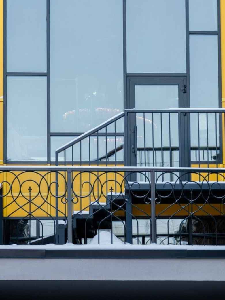 Top Reasons to Choose Aluminum Fencing for Your Home in 2024