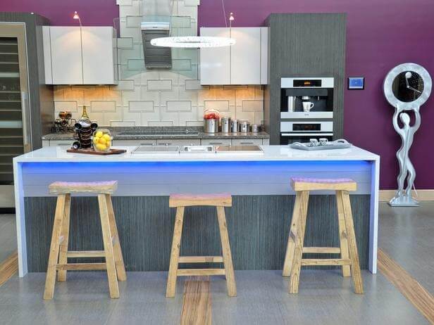 DP_Christine-Jones-modern-purple-kitchen_s4x3_lg