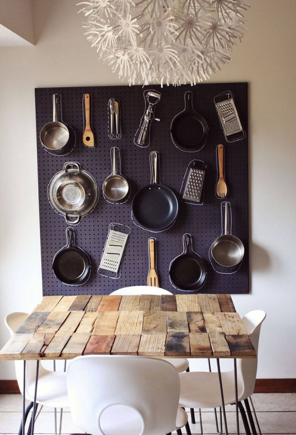 creative-hanging-storage-for-pans-and-pots