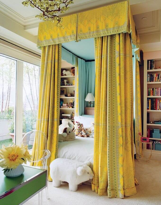 Floor Length Curtain Ideas for Your Bedroom