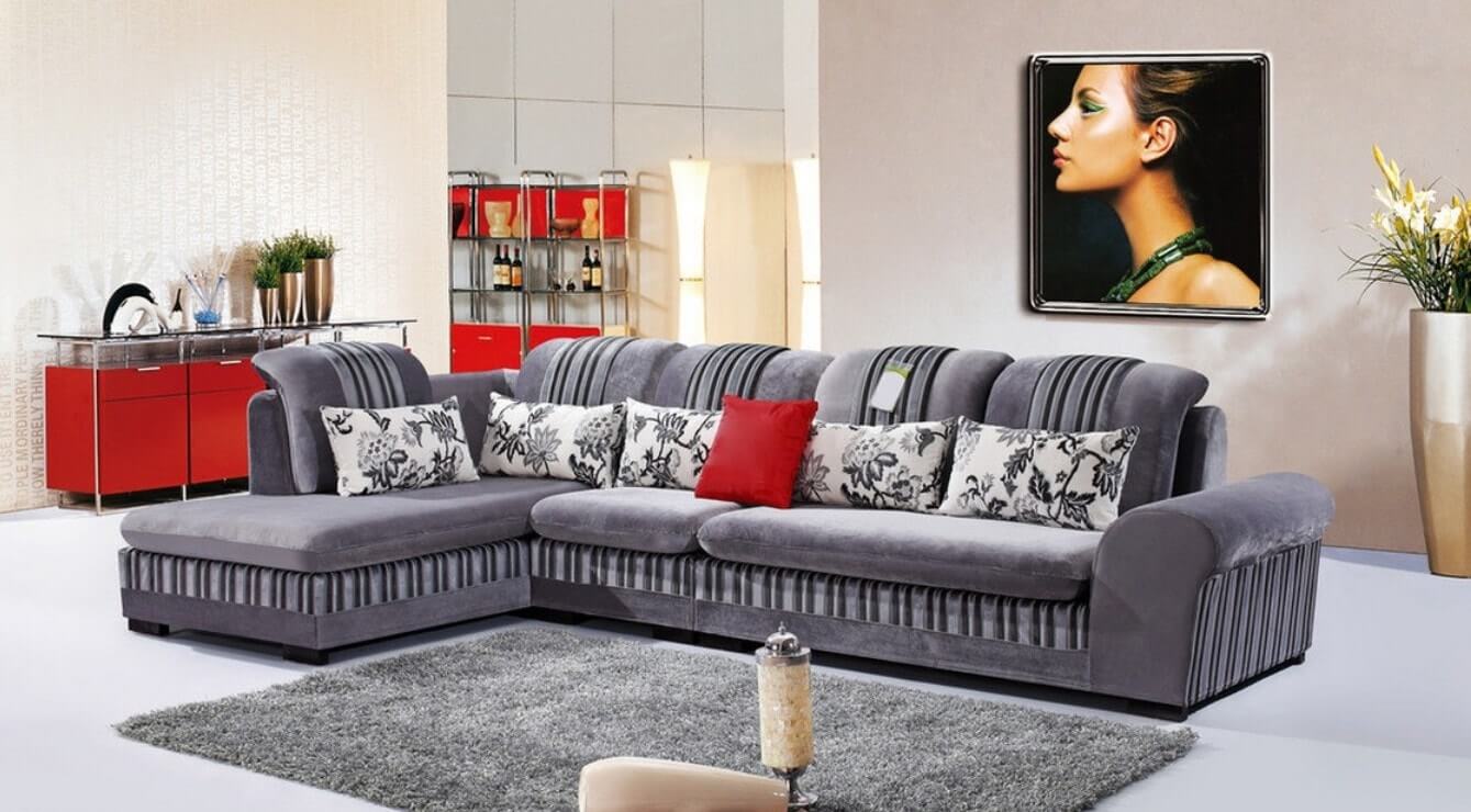 Gray-sofas-and-carpets-in-modern-living-room