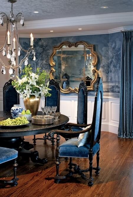 mirrors-in-dining-room