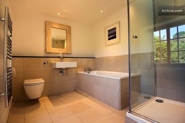 modern-bathroom