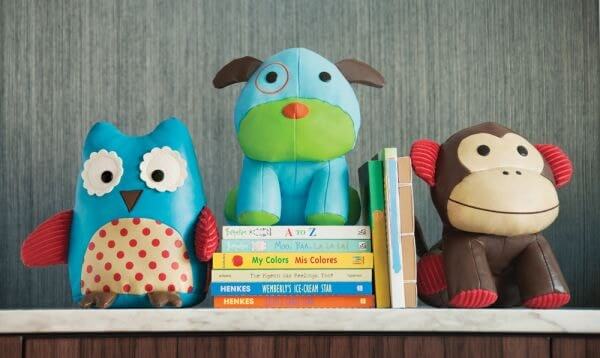 Soft toy bookends