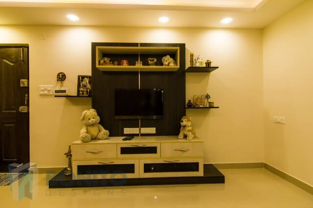 Interior Decor of Mr.Sameer Das Apartment at Shobha Classic