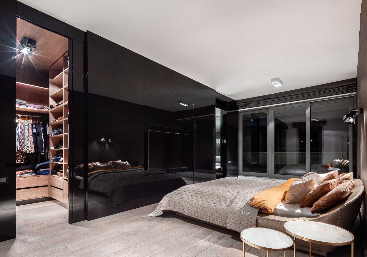 Stunning Bedroom Wardrobe Designs in black