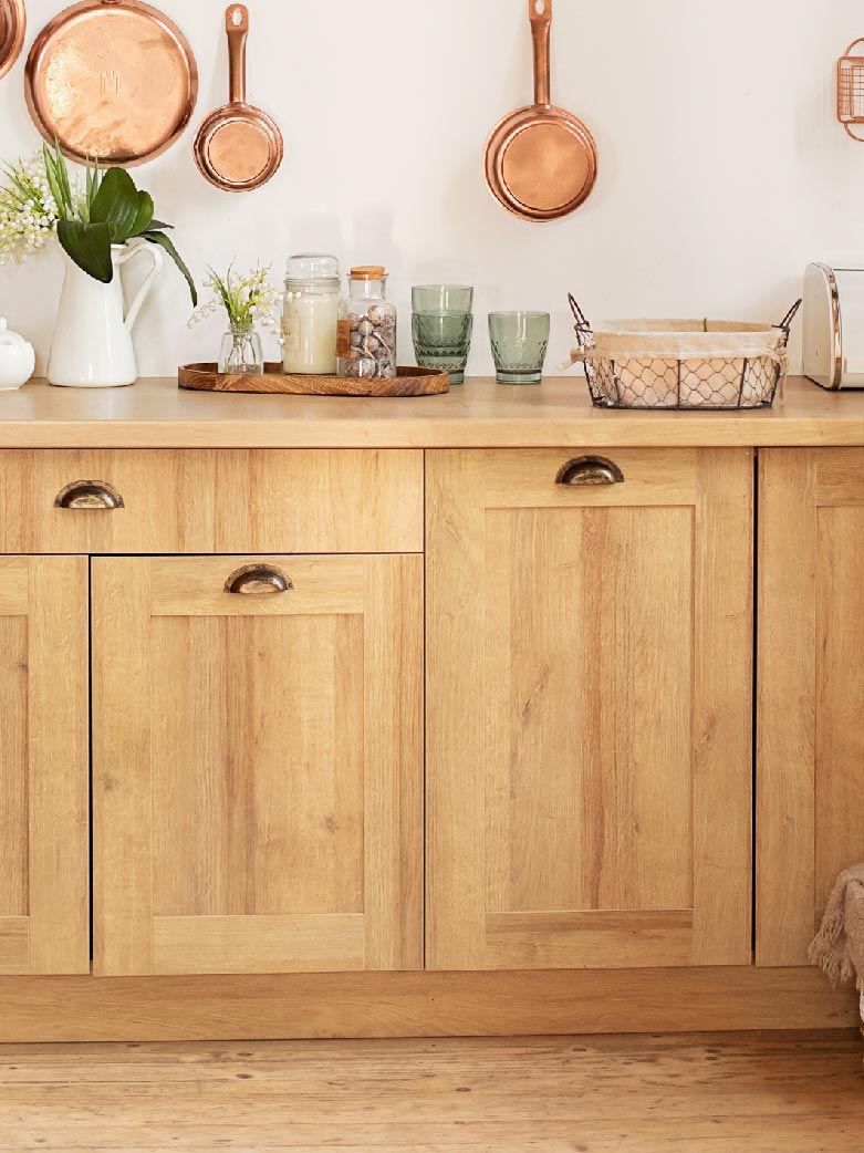 How to choose a kitchen crockery unit for my kitchen