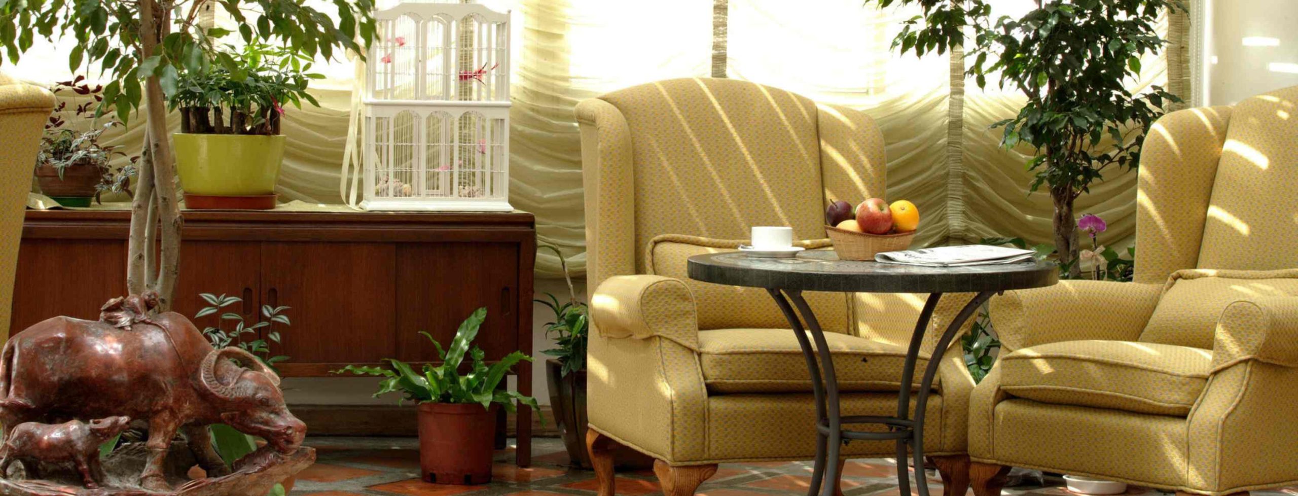 Going Green: Incorporating Sustainability in Full Interior Design Projects