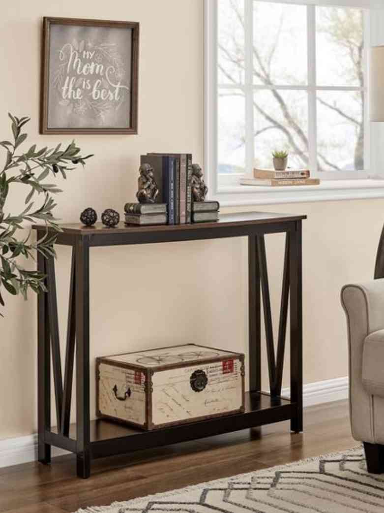 Beyond Basics: Unlocking the Creative Potential of Bookends in Interior Design