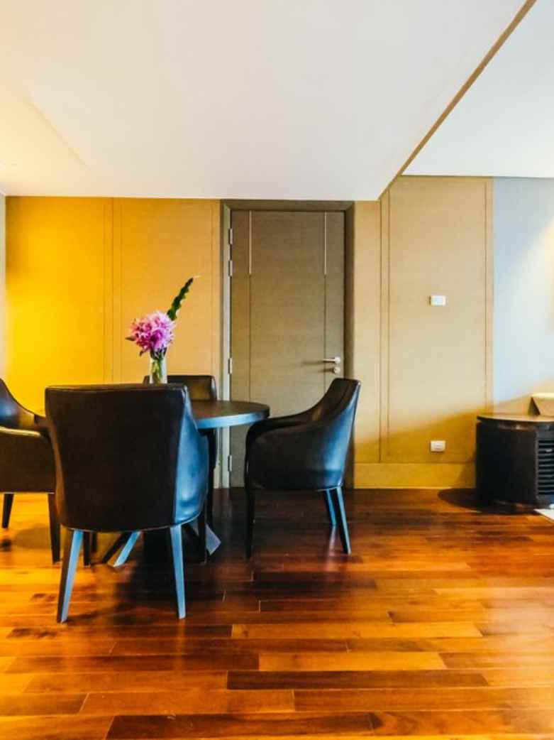 The Definitive Handbook to Waterproof Plywood: Varieties, Benefits, and Pricing