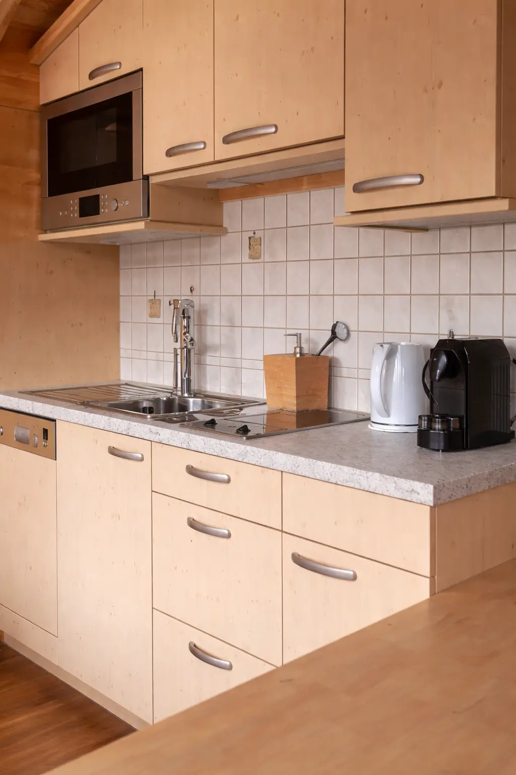 Best Home Interior Design Ideas for Real City Kitchens That Actually Work