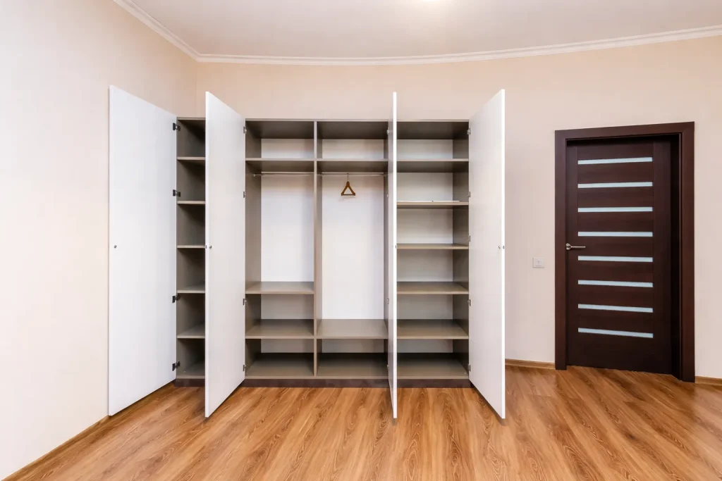 Sliding vs hinged wardrobes: And what is the right choice for you
