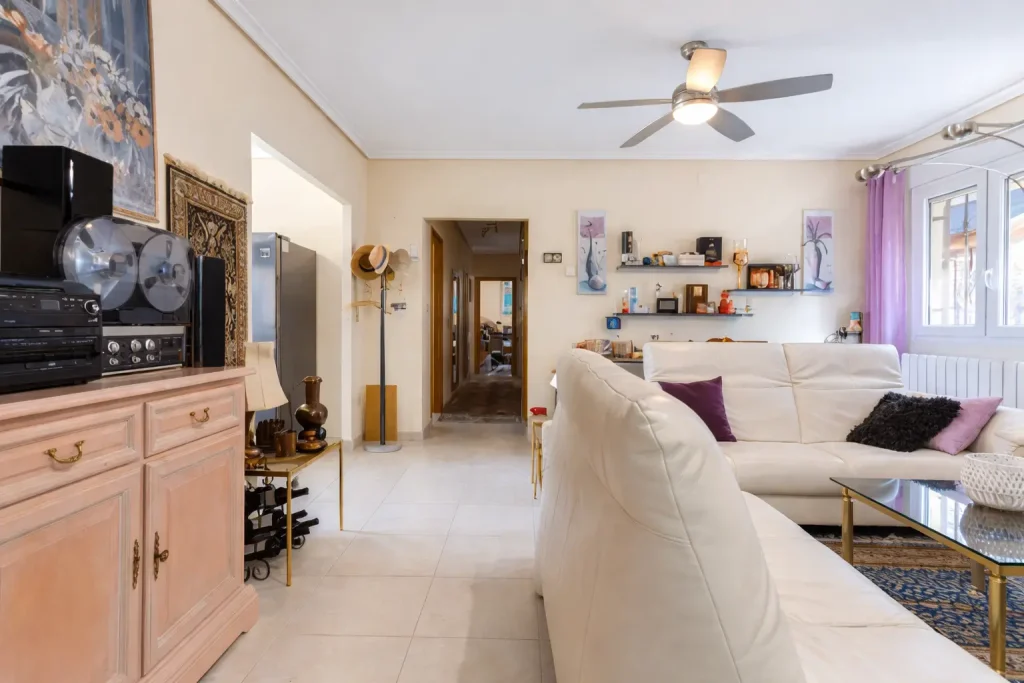 alt="bedroom false ceiling colour design with lighting"